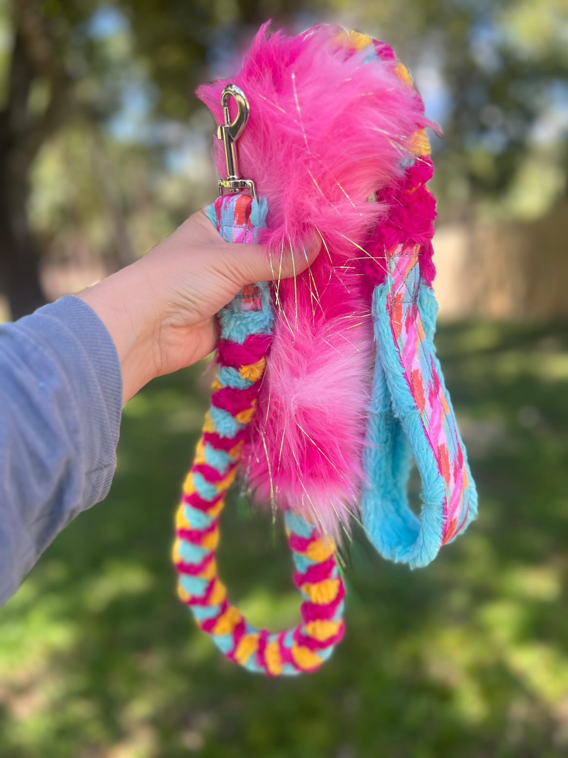 Clip leash with Faux fur